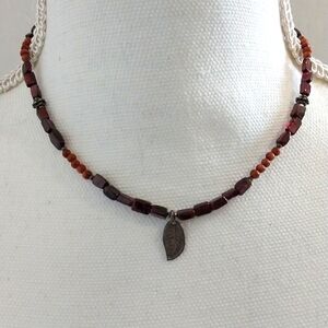 Beautiful garnet sandstone and silver necklace